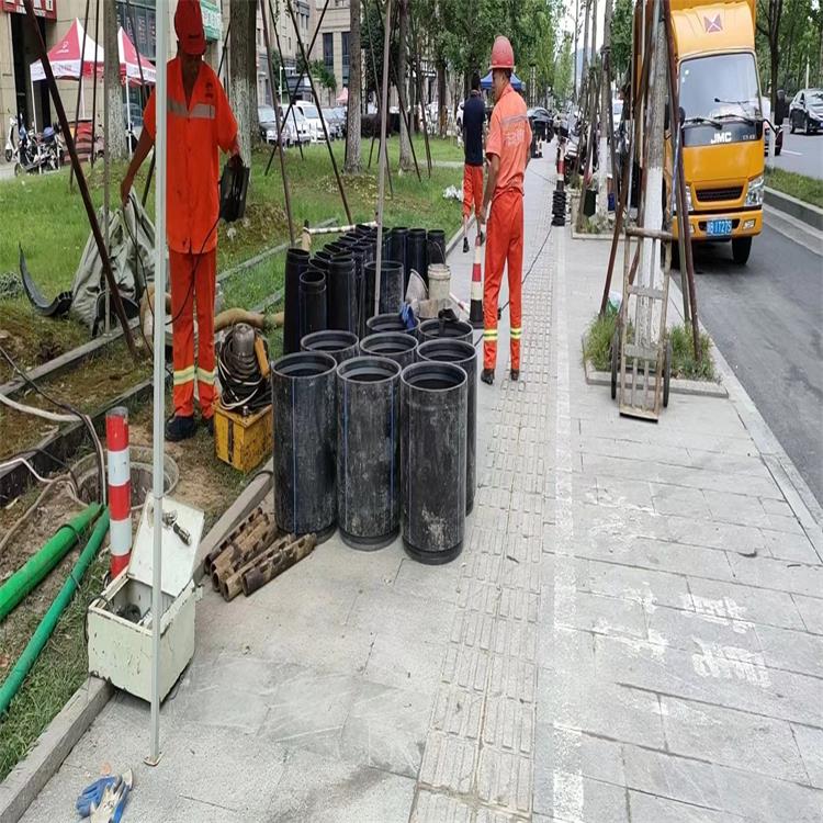 融水管道短管置换修复